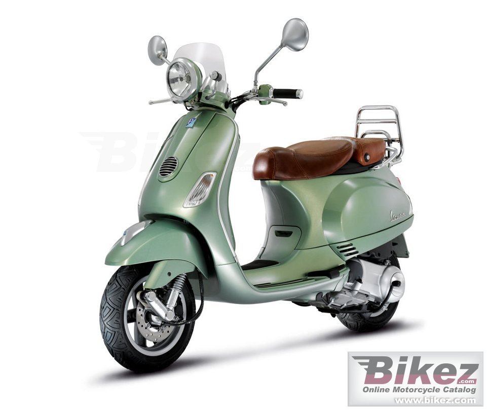 Big Vespa lxv 150 i.e. picture and wallpaper from Bikez.com